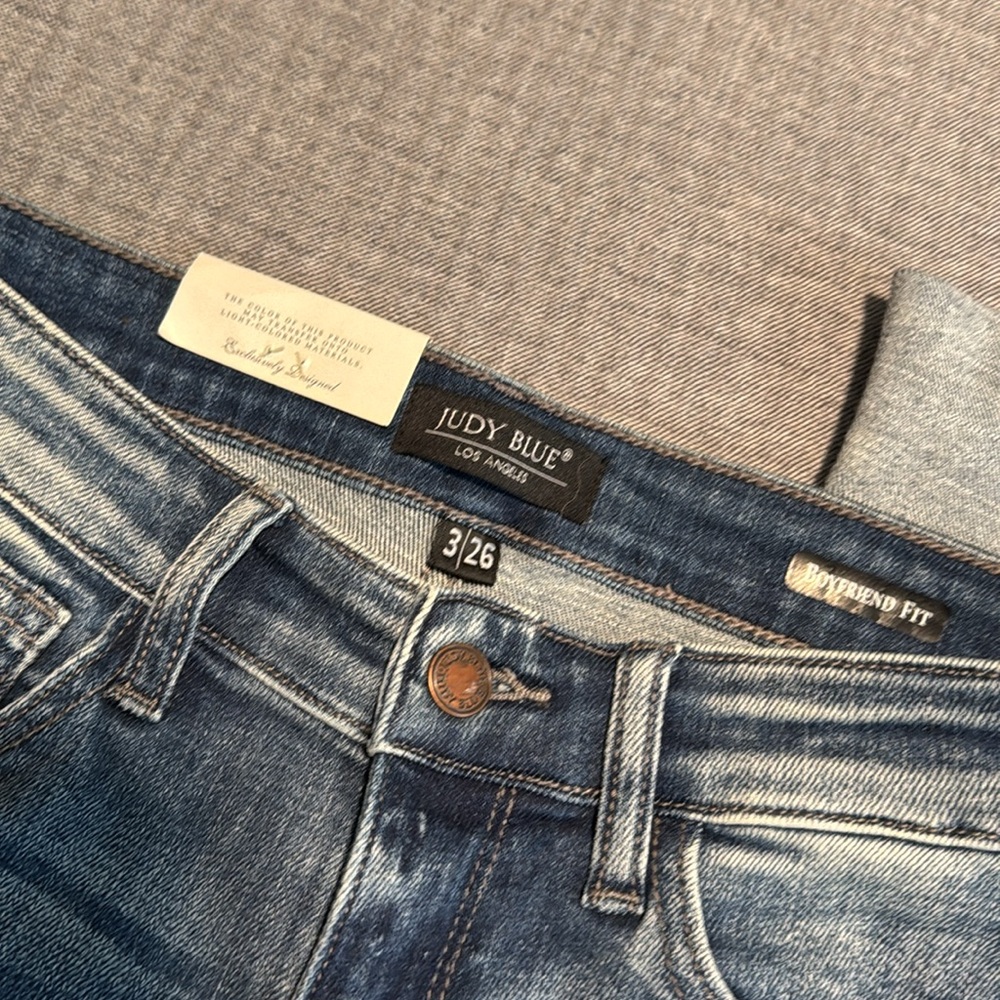 Judy Blue boyfriend jeans - Picture 3 of 4